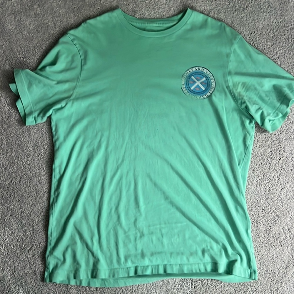 Men’s medium Vineyard Vines
